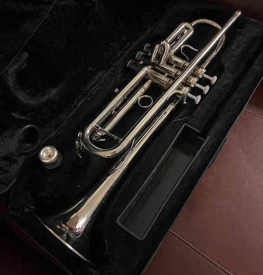Jean Paul TR-330N Bb Trumpet (nickel-plated)(student) SN LC06924