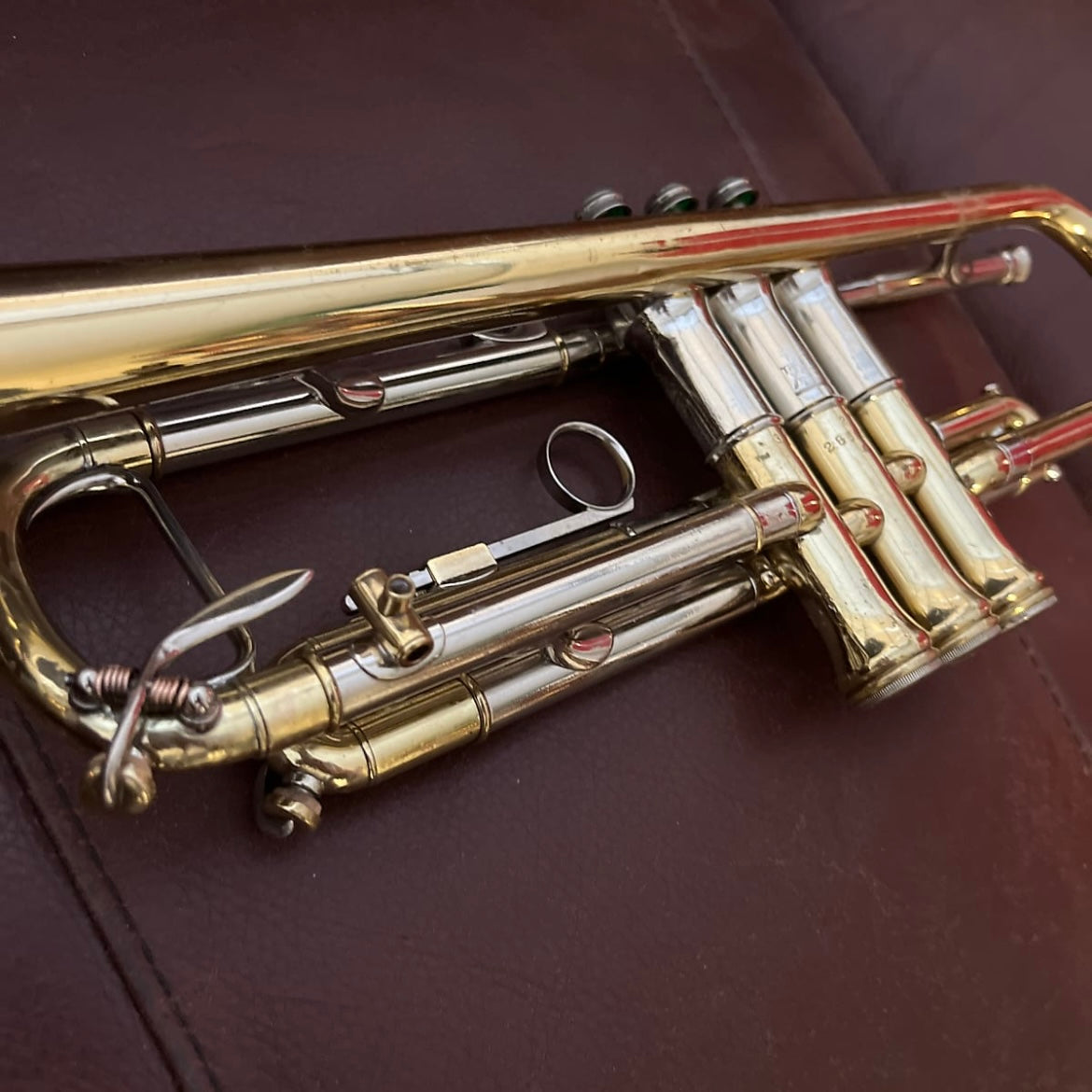Buescher True Tone “The 400” (1938) Bb Trumpet SN 286617 (Model 225)(Professional)(rare)