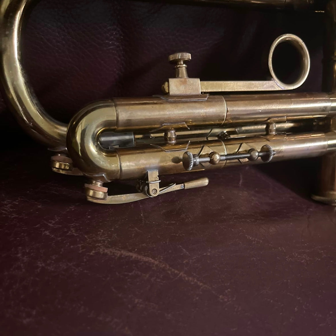Olds Ambassador A-10 Bb (1958) Trumpet SN 257795 (double case)