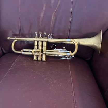 Olds Ambassador A-10 Bb Trumpet SN 29327 (Los Angeles)