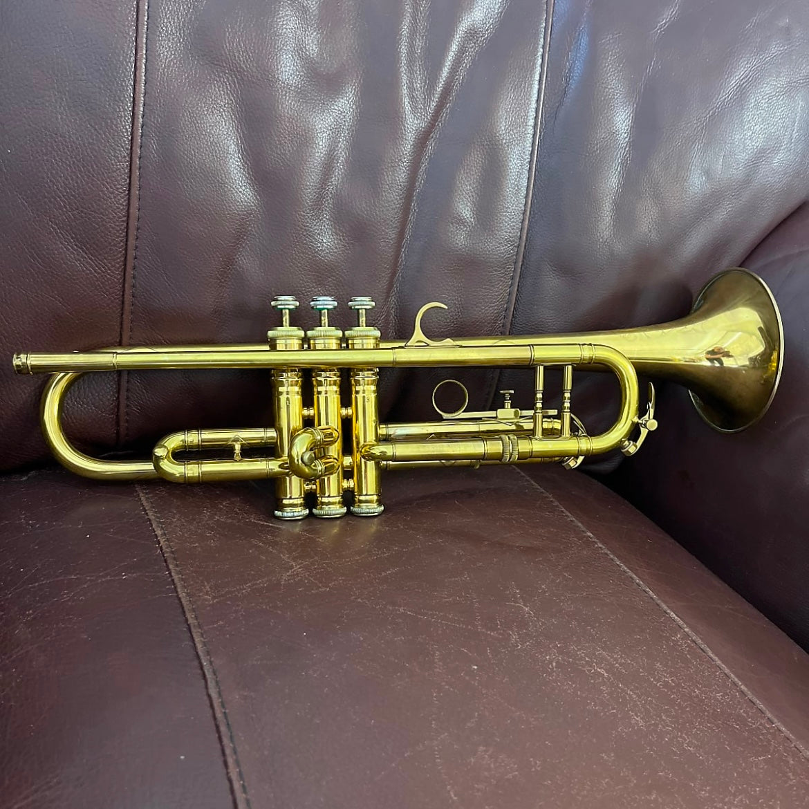 King Super 20 Bb Trumpet (1947) SN 289841 (S2 bore - .458)