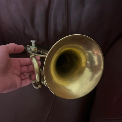 Getzen Model 90 Deluxe (1953) Bb Trumpet SN 23727 (100% new gold tint lacquer)