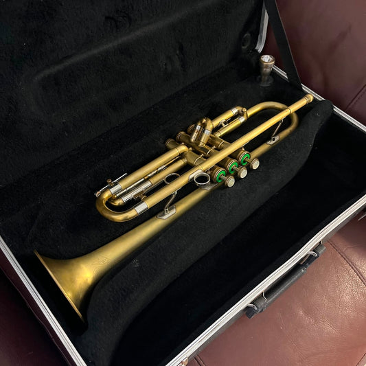 Olds Ambassador A-10 Bb Trumpet SN 29327 (Los Angeles)