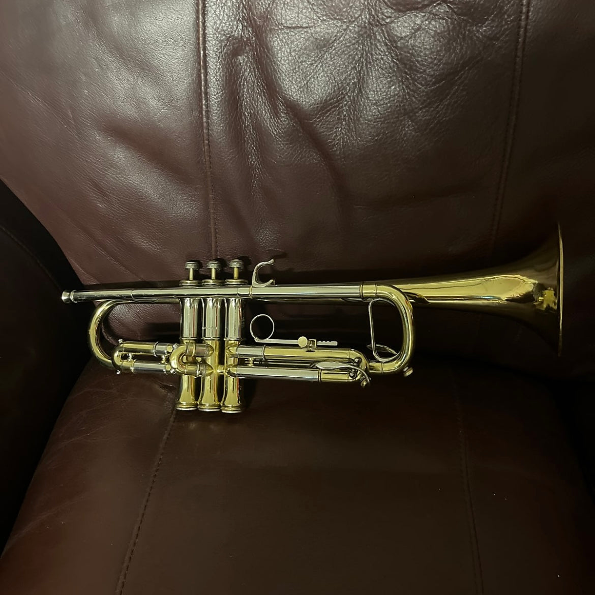 Buescher True Tone “The 400” (1938) Bb Trumpet SN 286617 (Model 225)(Professional)(rare)