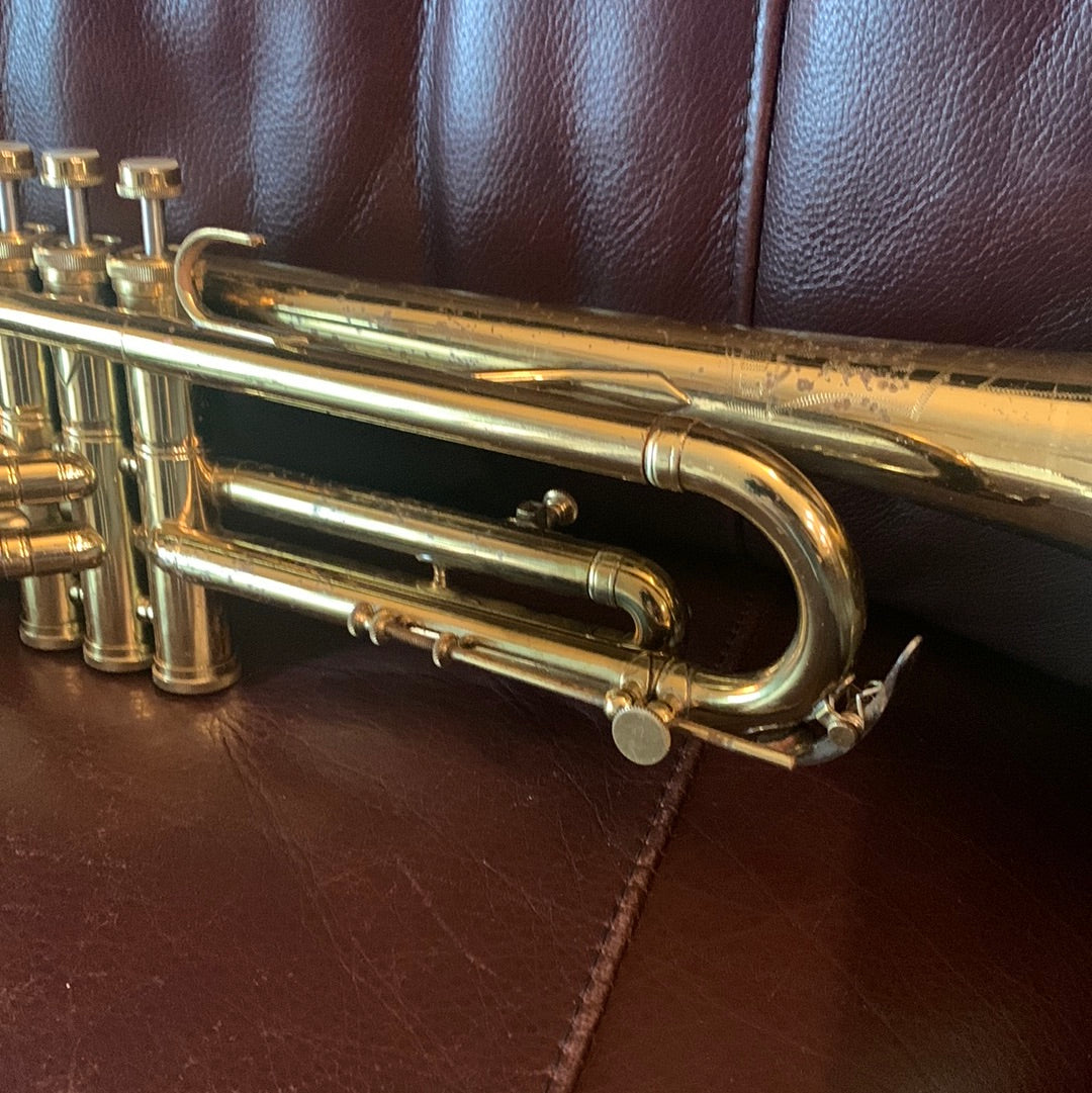 Holton Collegiate Bb Trumpet SN 184593