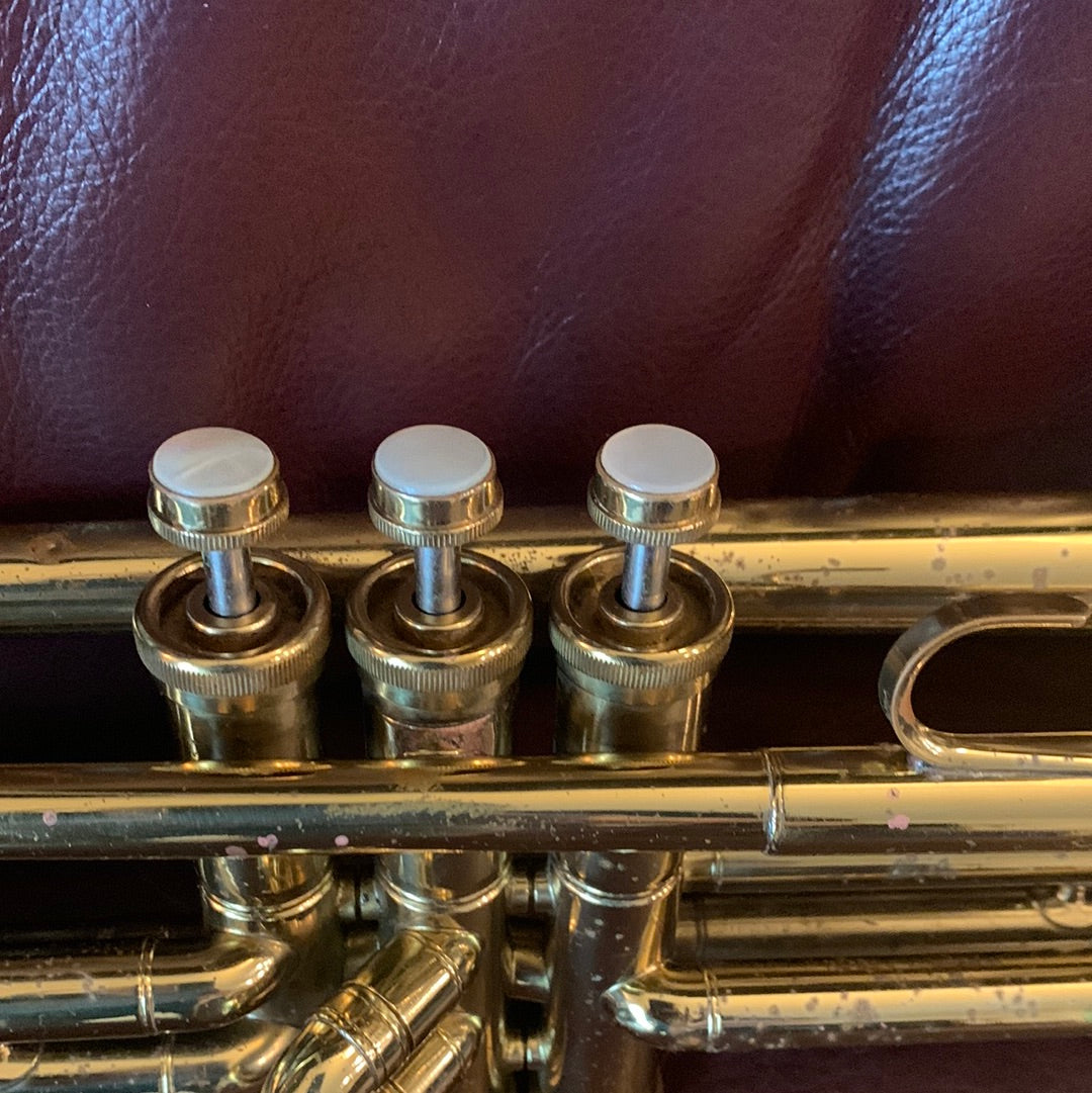 Holton Collegiate Bb Trumpet SN 184593