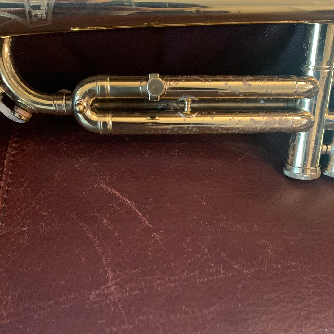 Holton Collegiate Bb Trumpet SN 184593