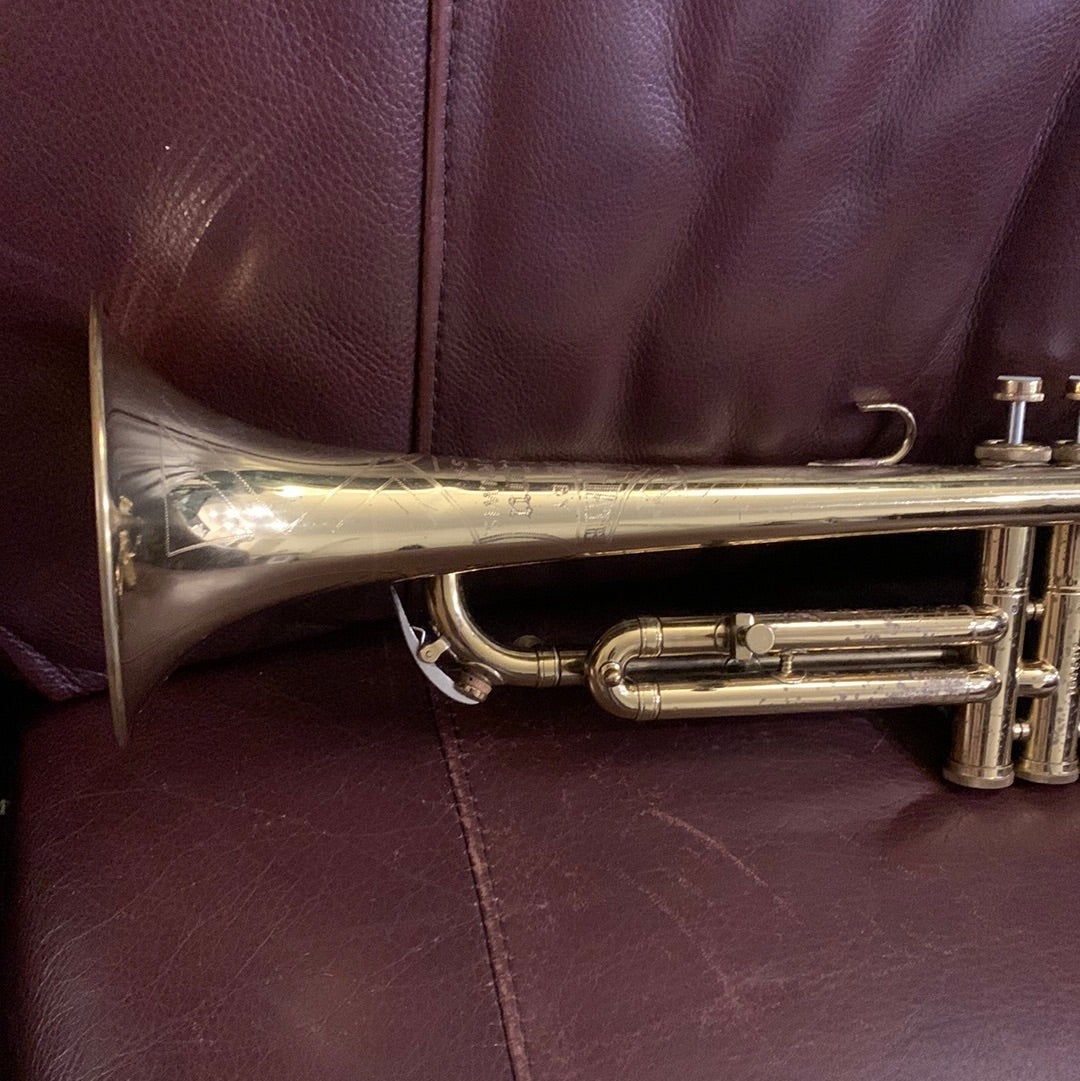 Holton Collegiate Bb Trumpet SN 184593